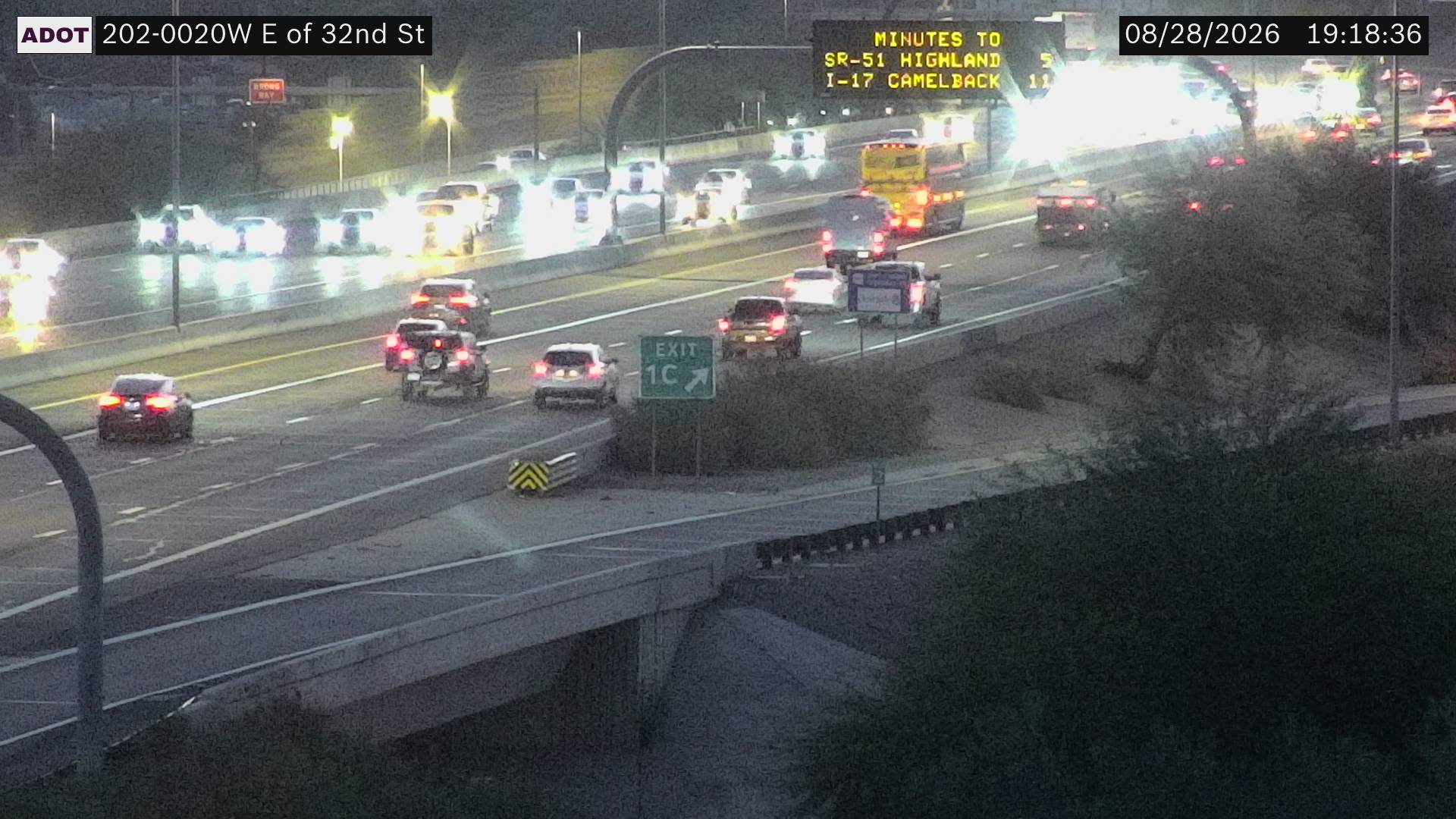 SR-202 @E of 32nd St live camera view