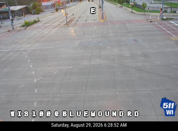 WIS 100 at Bluemound Rd live camera view