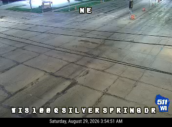 WIS 100 at Silver Spring Dr live camera view