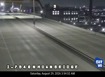 I-794 at N of Hoan Bridge live camera view