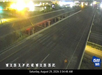 WIS 172 at WIS 32 live camera view
