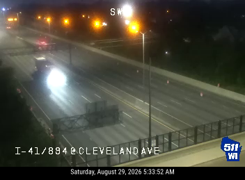 I-41/894/US 45 at Cleveland Ave live camera view