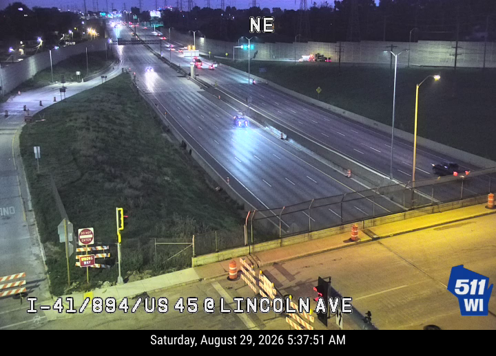 I-41/894/US 45 at Lincoln Ave live camera view