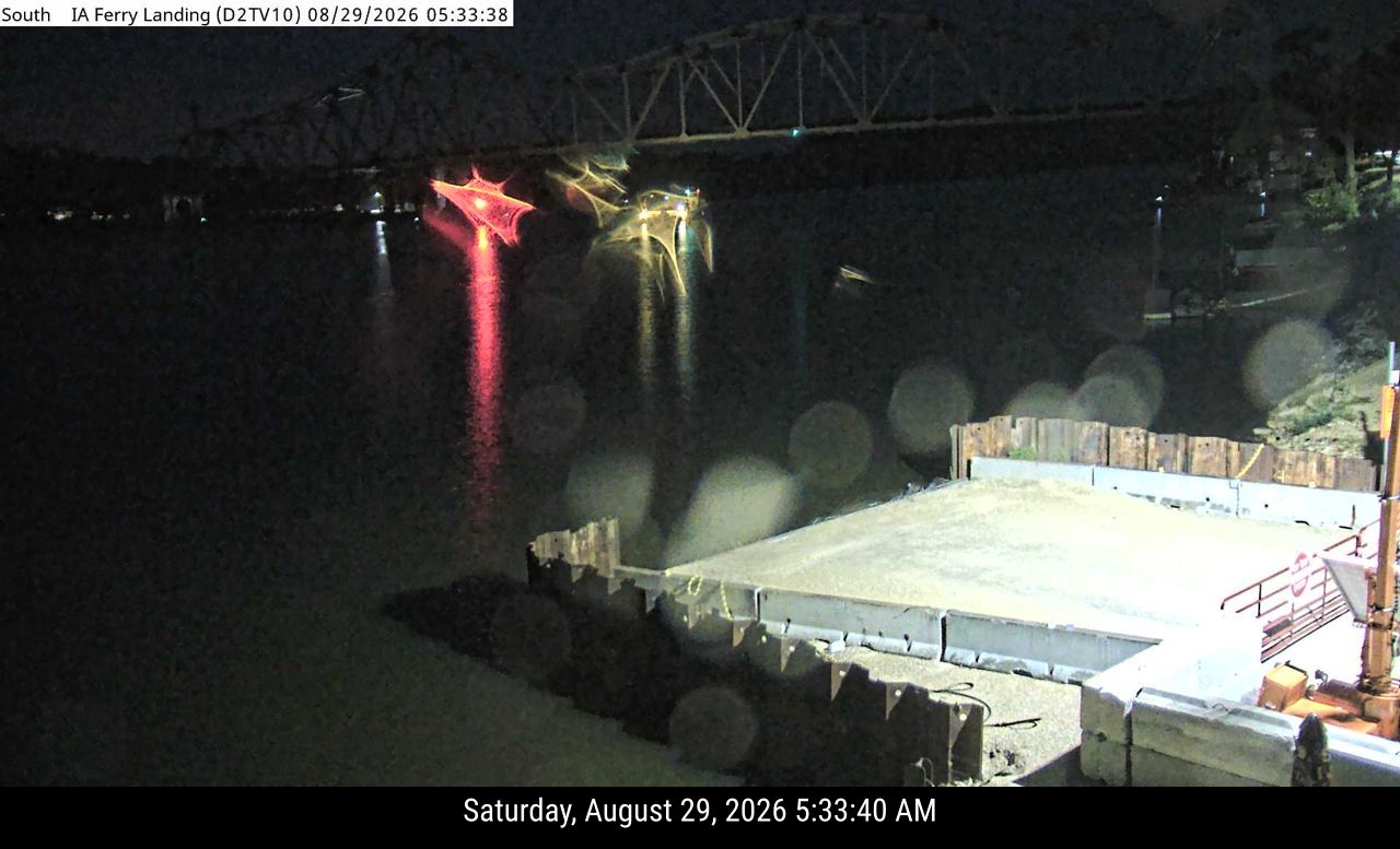 IA Ferry Landing @ Lansing live camera view
