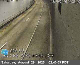I-405 : (373) W 105 TO S 405 LOC3 live camera view