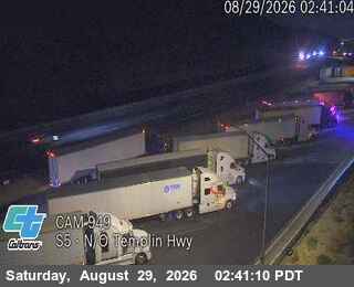 I-5 : (949) N/O Templin Hwy live camera view