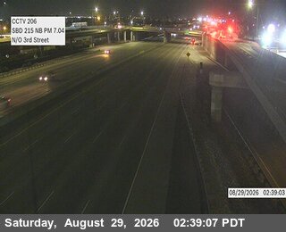 I-215 : (206) N of Third Street live camera view