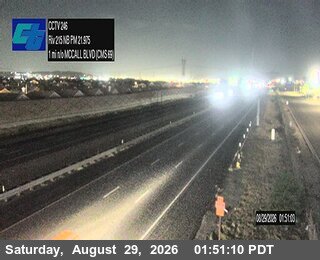 I-215 : (246) 1 Mile North of McCall Boulevard live camera view