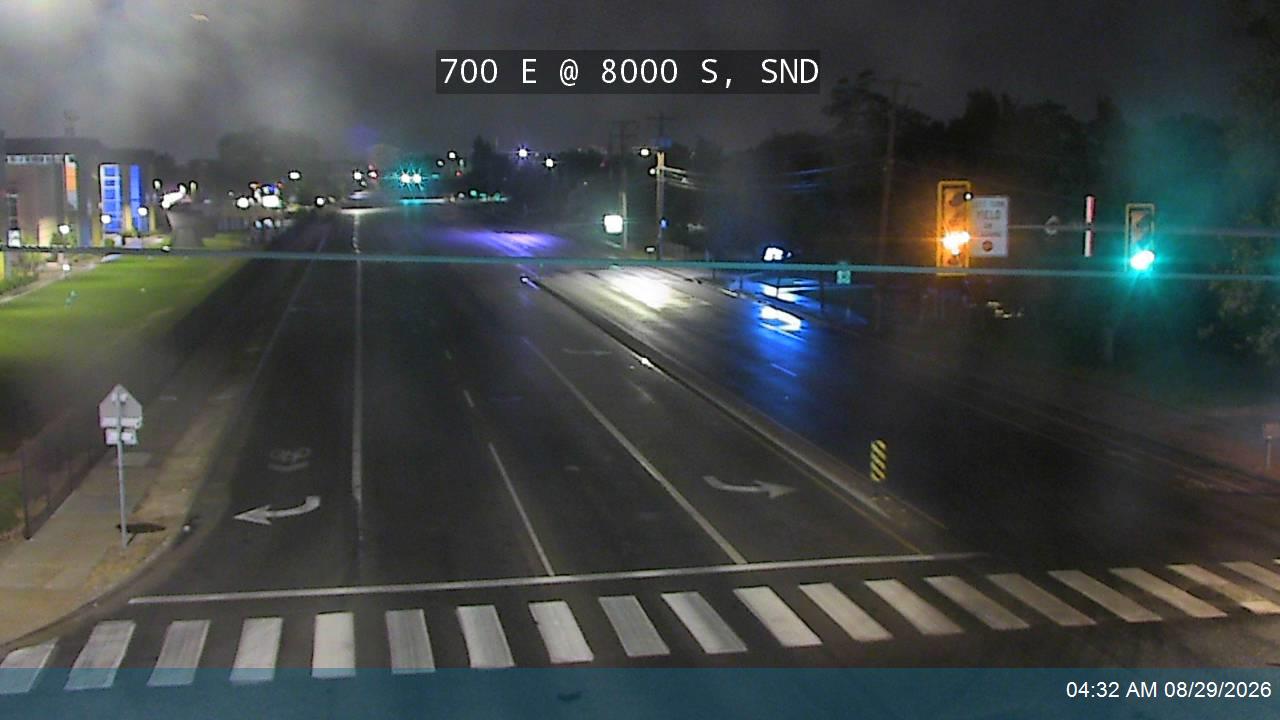 700 E / SR-71 @ 8000 S, SND live camera view