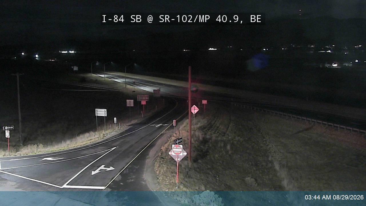 Main St / SR 102 @ I-84 SB Ramp TRE live camera view
