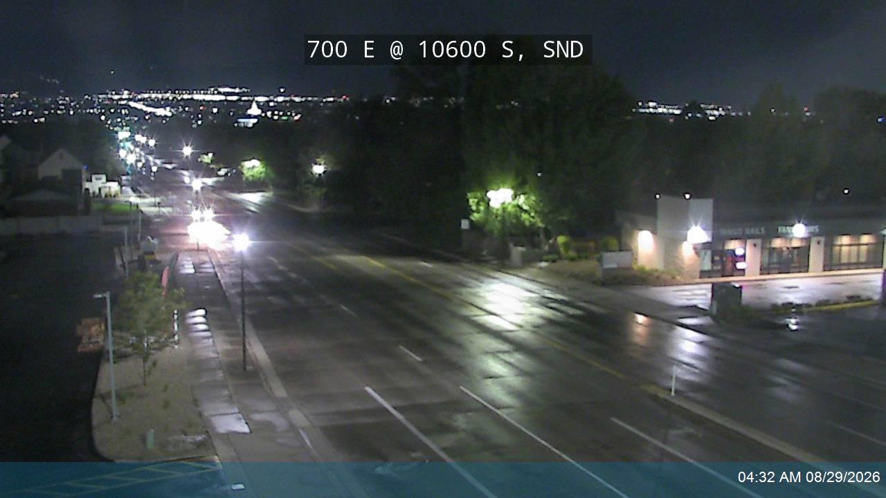700 E / SR-71 @ 10600 S, SND live camera view