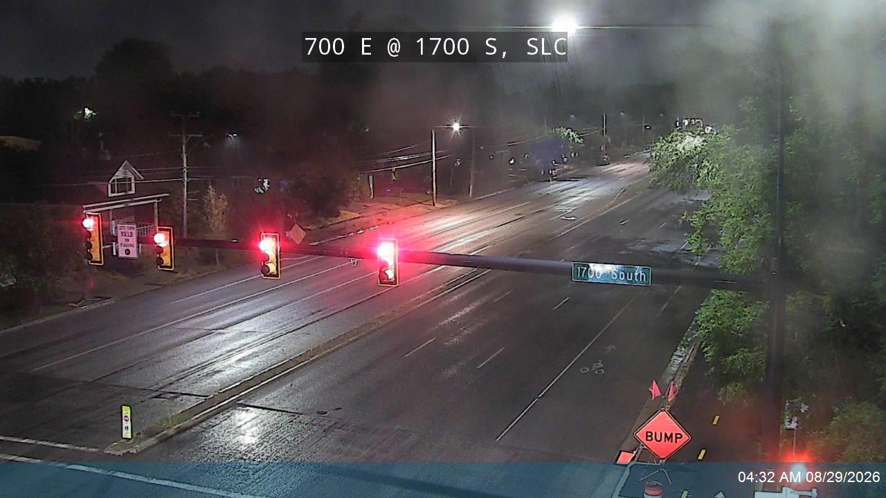 700 E / SR-71 @ 1700 S, SLC live camera view