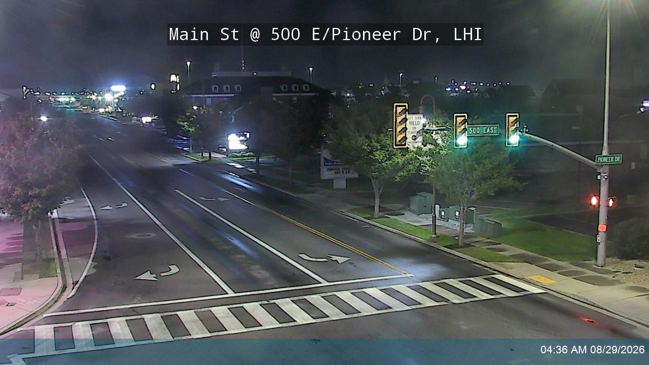 Main St @ 500 E / Pioneer Dr, LHI live camera view