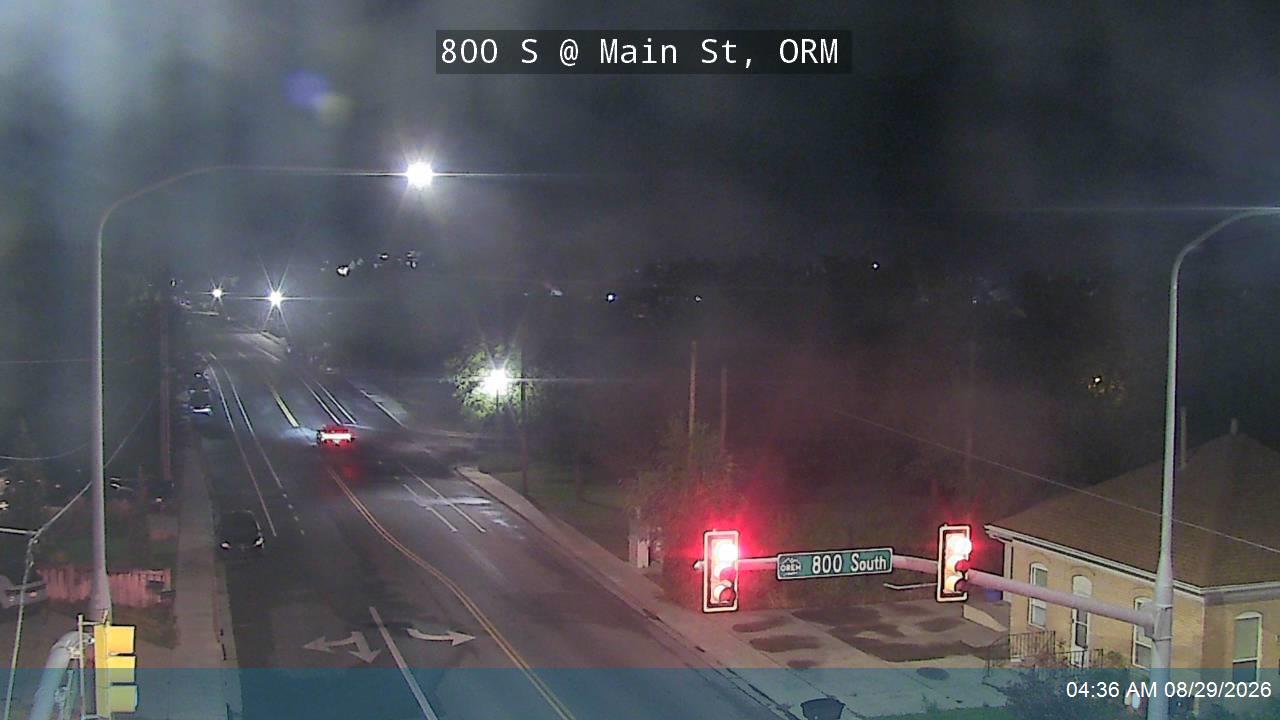 800 S @ Main St, ORM live camera view