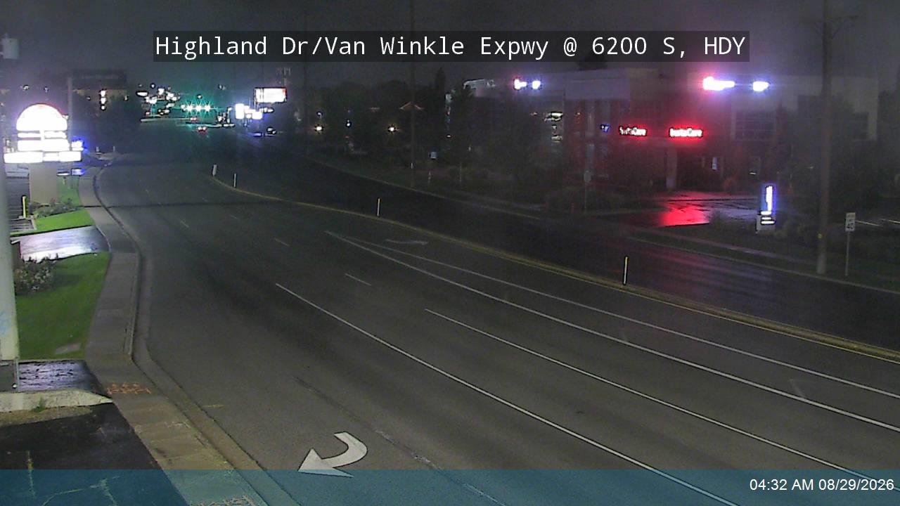 Highland Dr / Van Winkle Expwy / SR-152 @ 6200 S, HDY live camera view