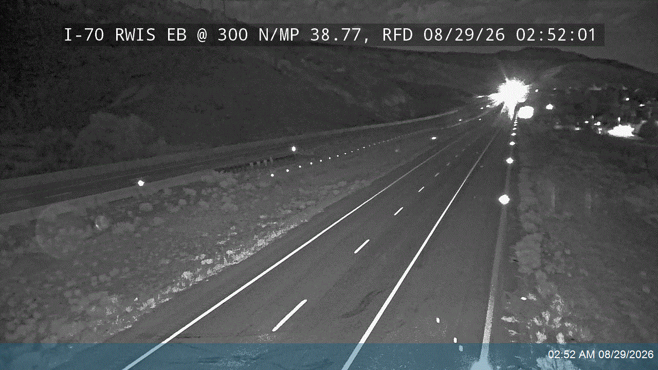 I-70 RWIS EB @ 300 N / MP 38.77, RFD live camera view