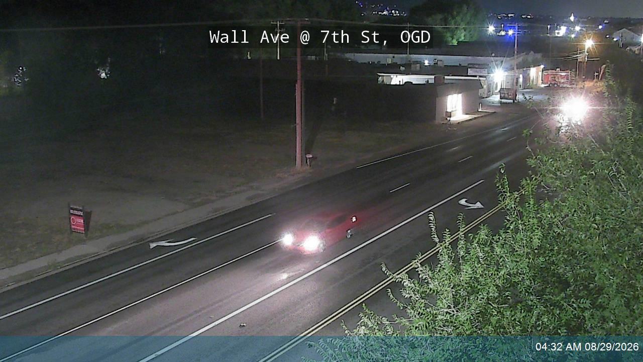 Wall Ave / SR-204 @ 7th Street, OGD live camera view