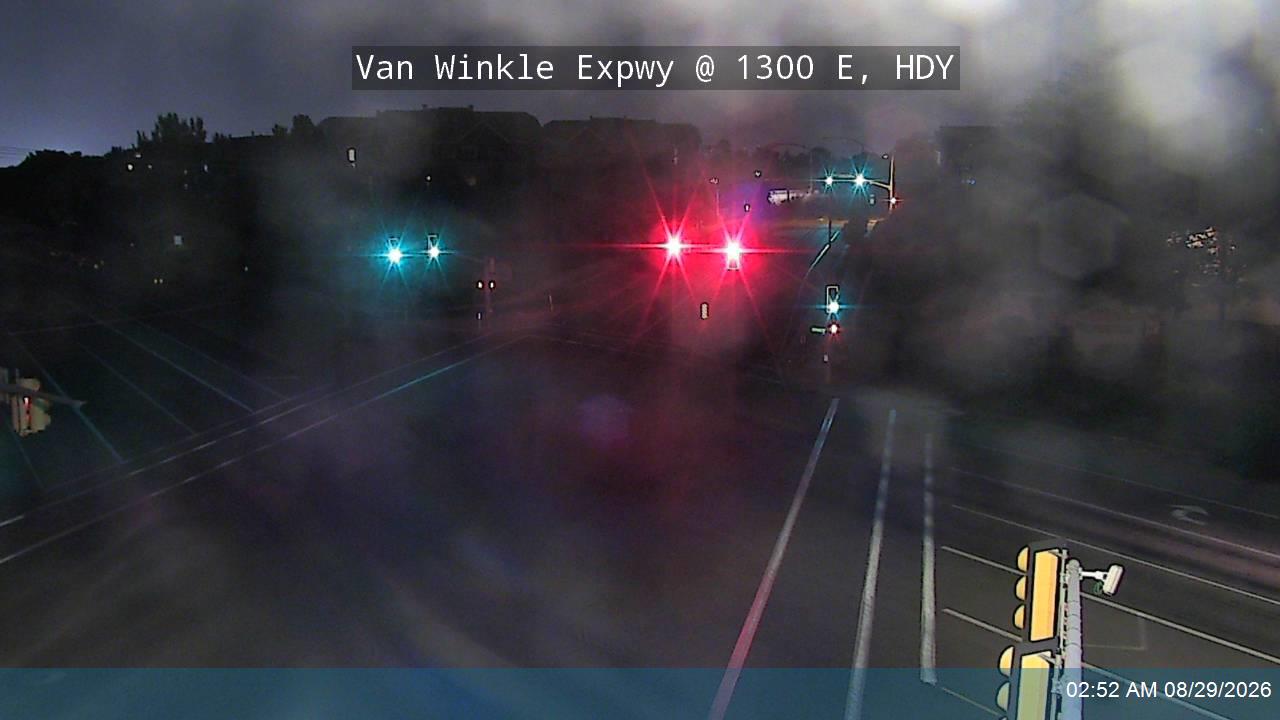 Van Winkle Expwy / SR-152 @ 1300 E, HDY live camera view
