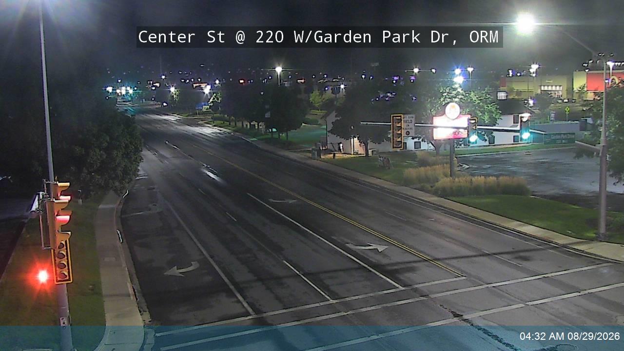 Center St @ 220 W / Garden Park Dr, ORM live camera view