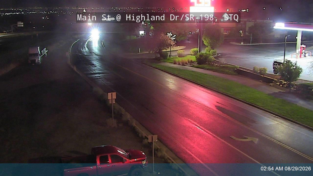 Main St / SR-198 @ Highland Dr / SR-198, STQ live camera view