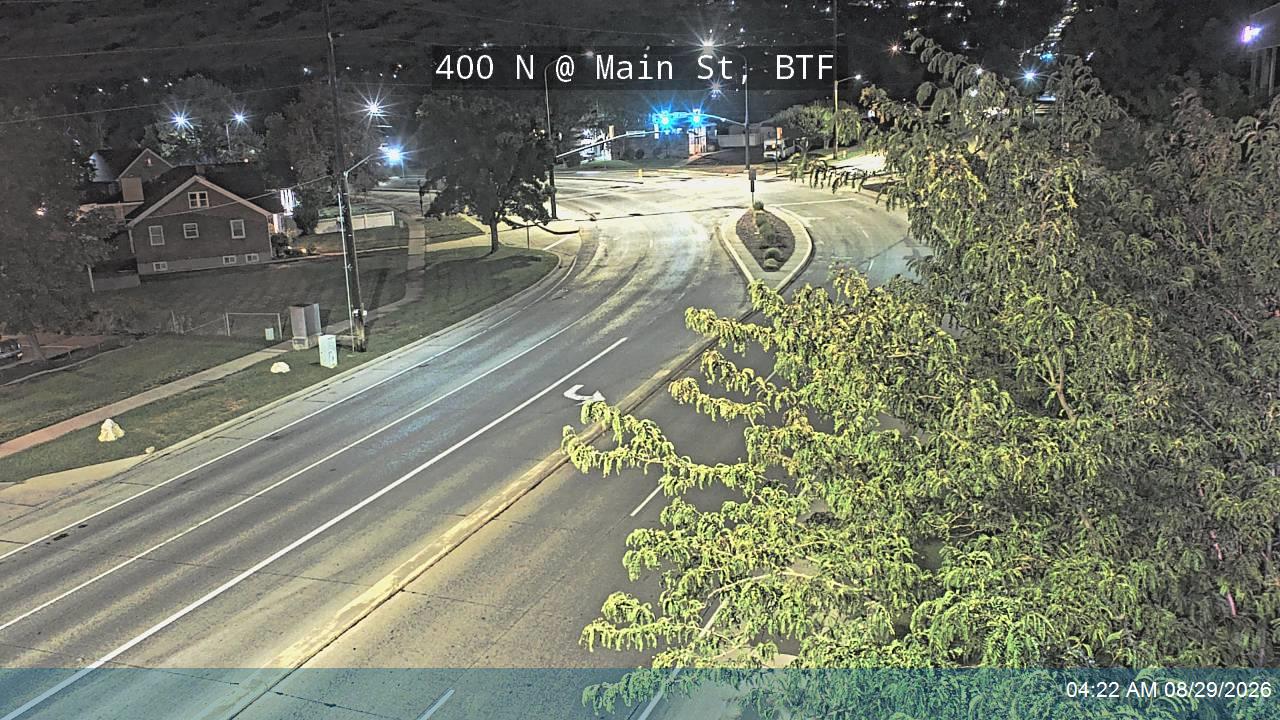400 N / SR-106 @ Main St, BTF live camera view