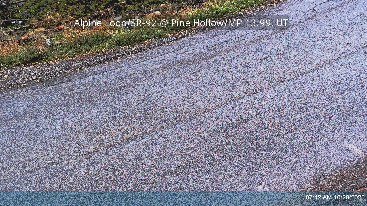 Alpine Loop / SR-92 @ Pine Hollow / MP 13.99, UT live camera view