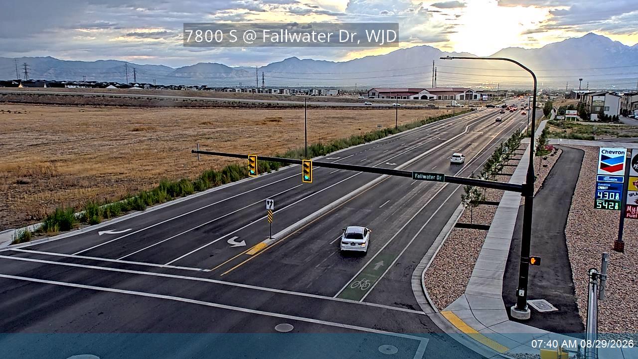 7800 S @ Fallwater Dr, WJD live camera view