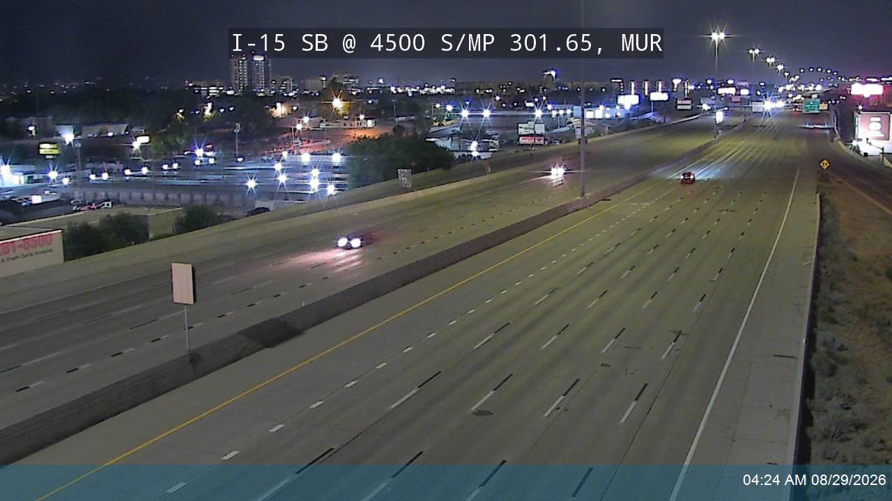 I-15 SB @ 4500 S / SR-266 / MP 301.65, MUR live camera view