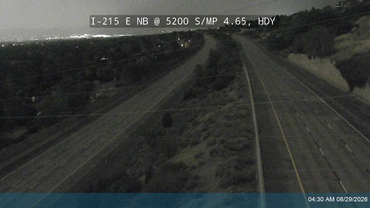 I-215 E NB @ 5200 S / MP 4.65, HDY live camera view
