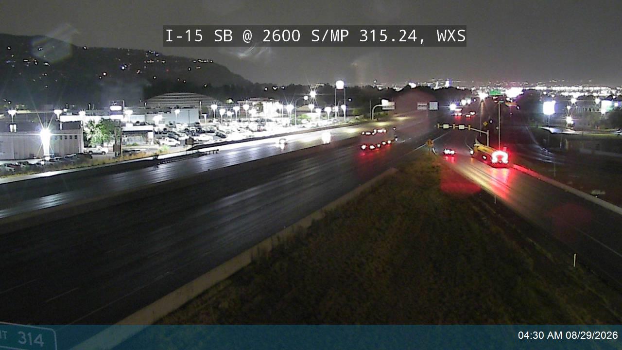 I-15 SB @ 2600 S / SR-93 / MP 315.24, WXS live camera view