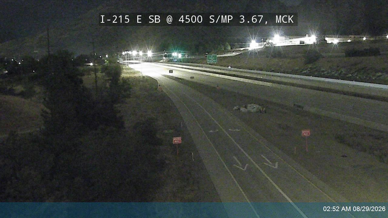I-215 E SB @ 4500 S / SR-266 / MP 3.67, MCK live camera view