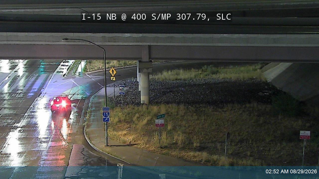 I-15 NB @ 400 S / MP 307.79, SLC live camera view