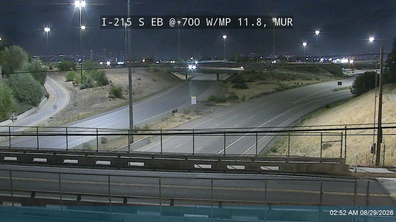 I-215 S EB @ 700 W / MP 11.8, MUR live camera view