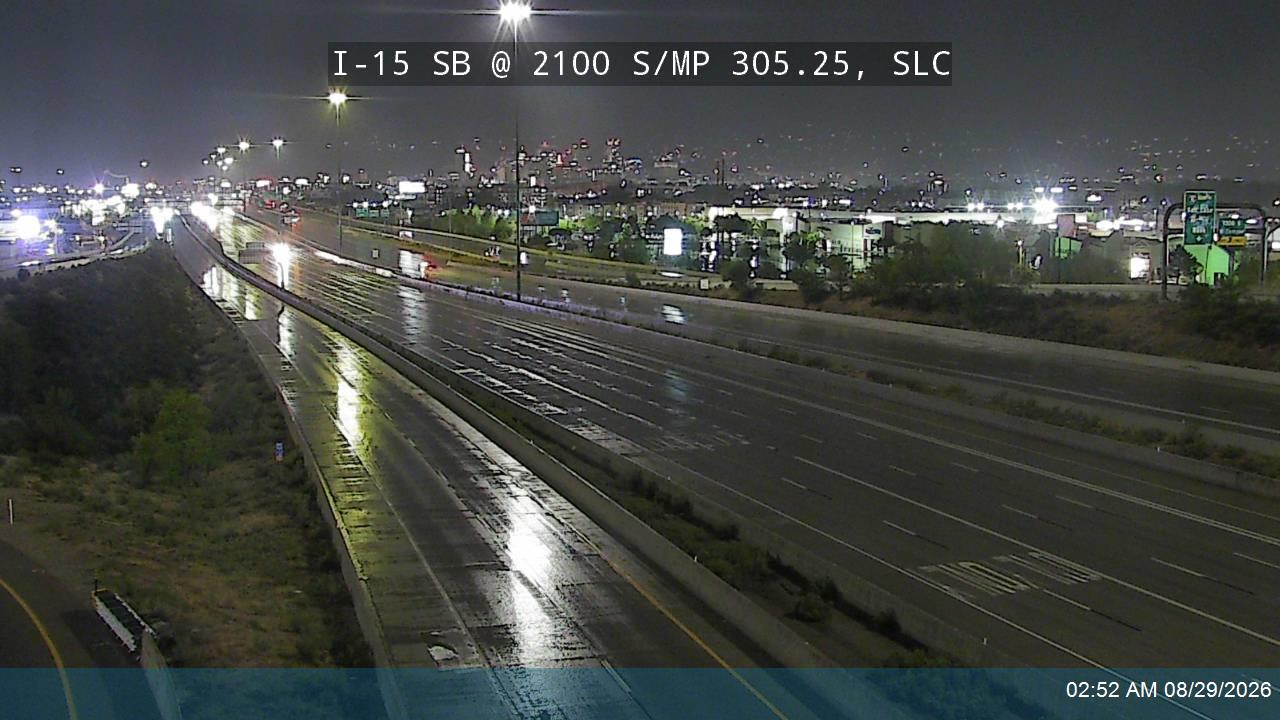 I-15 SB @ 2100 S / SR-201 / MP 305.25, SLC live camera view