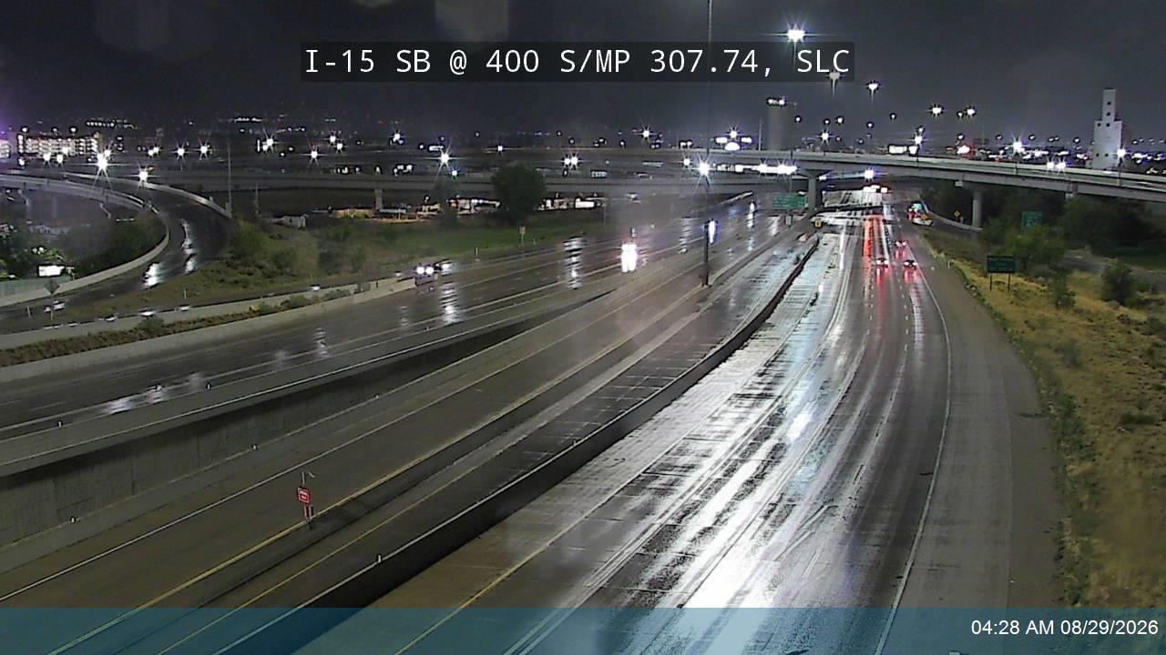 I-15 SB @ 400 S / MP 307.74, SLC live camera view