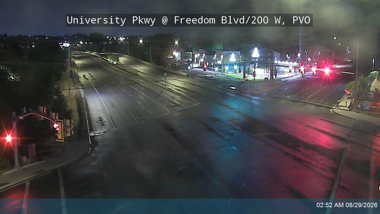 University Pkwy / SR-265 @ Freedom Blvd / 200 W, PVO live camera view