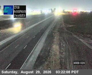 I-215 : (250) 0.7 Miles North of SR-74 East live camera view