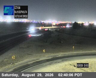 I-215 : (268) Cactus Avenue live camera view