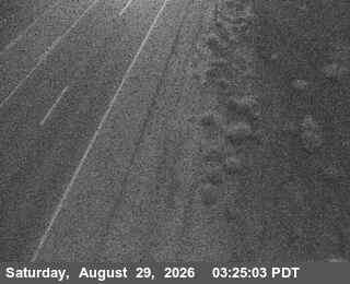 US-395 : Lone Pine 1 live camera view
