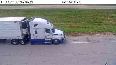 Parking Only: I-80 WB MM 32 near Shelby live camera view