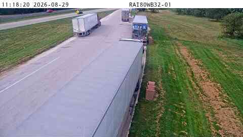 Parking Only: I-80 WB MM 32 near Shelby live camera view