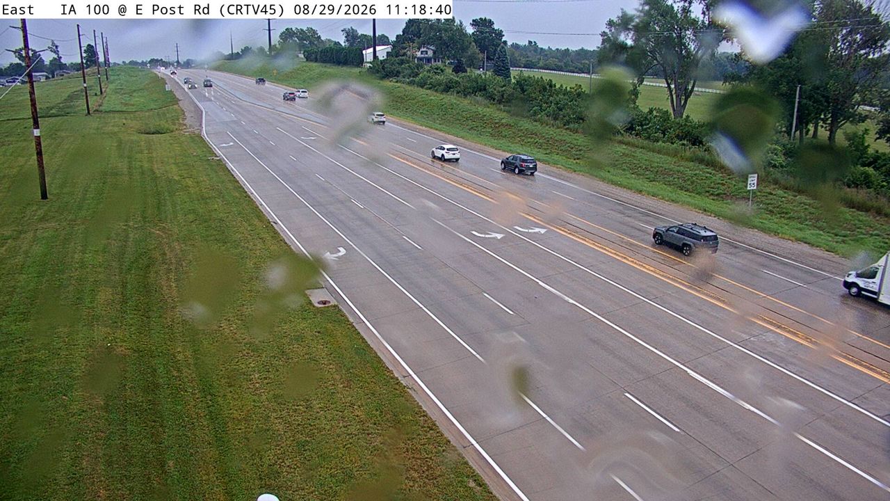 IA 100 @ MM 13.6 (East Post Rd) live camera view