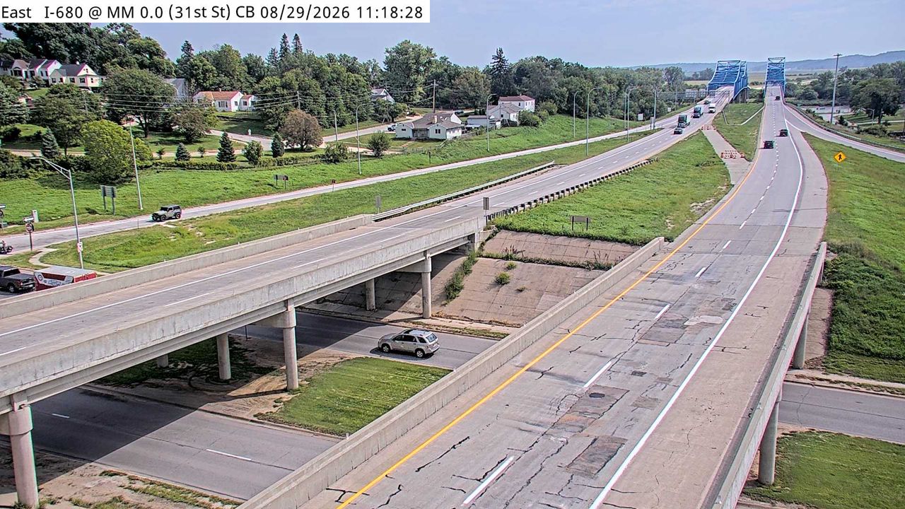 I-680 @ MM 0 (31st St - NE) live camera view