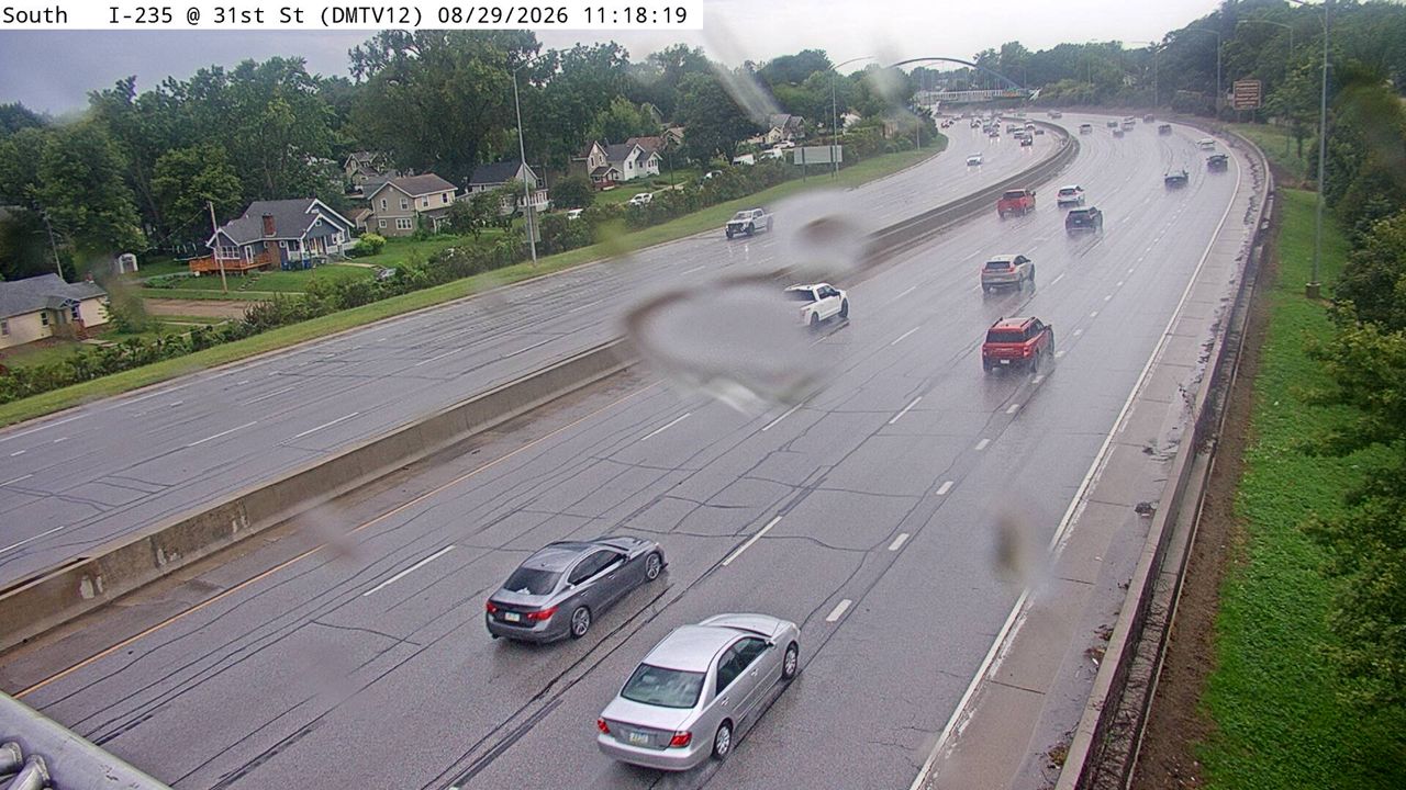 I-235 @ MM 6.3 (35th St) live camera view