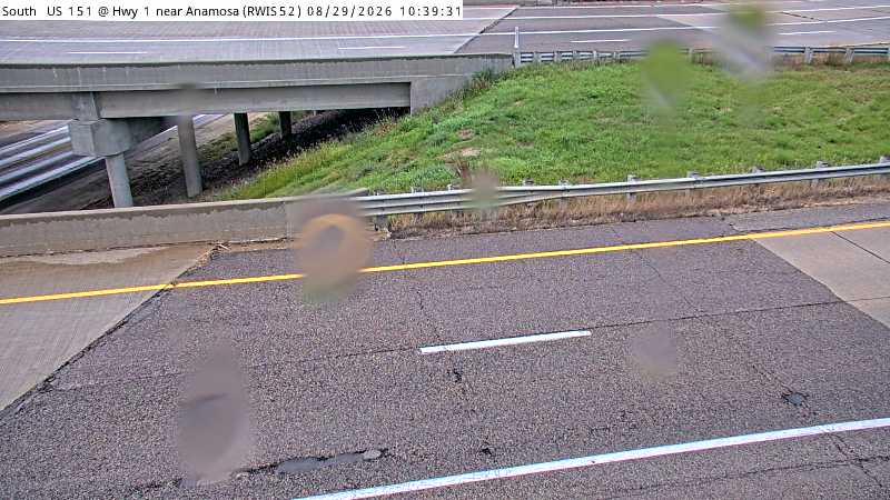 US 151 MM 49 @ Anamosa live camera view
