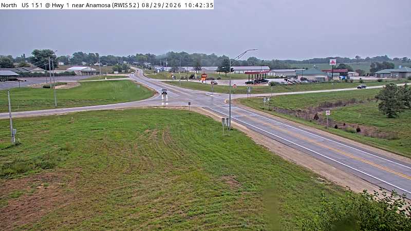 US 151 MM 49 @ Anamosa live camera view