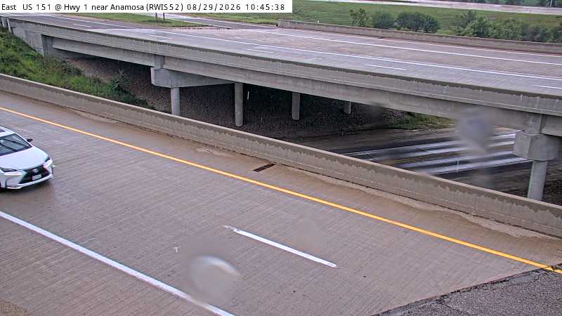 US 151 MM 49 @ Anamosa live camera view