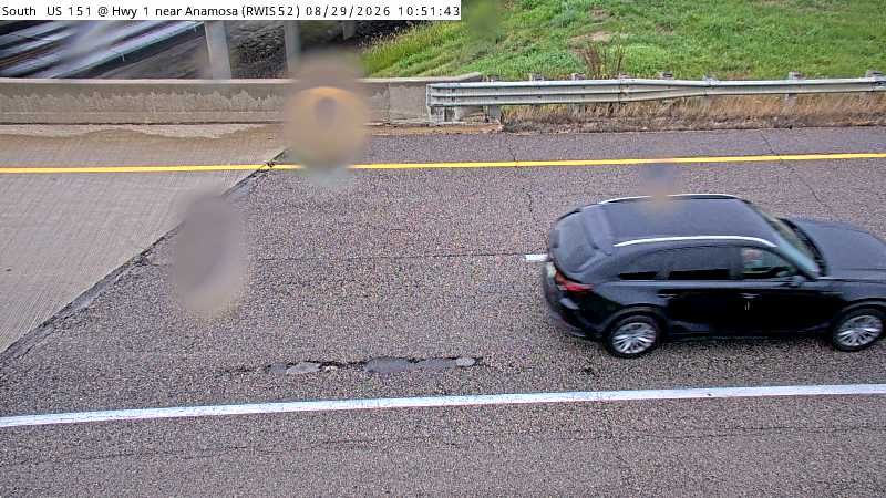 US 151 MM 49 @ Anamosa live camera view