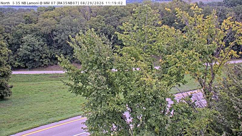 Rest Area: I-35 N/S MM 7 - Lamoni - NB Exit live camera view