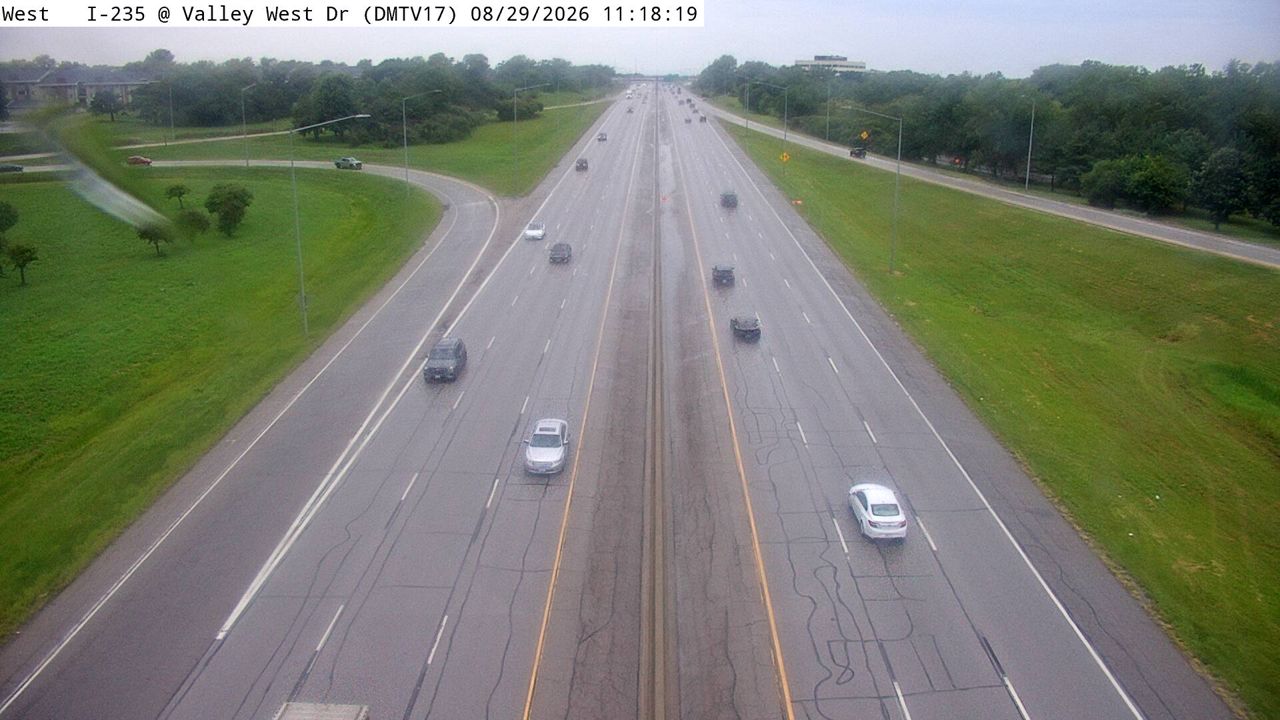 I-235 @ MM 1.8 (Valley West Dr) live camera view